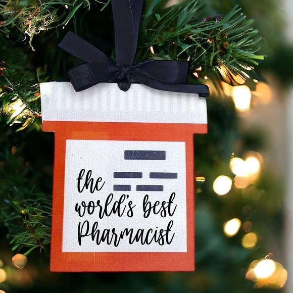 Handmade 2024 Prescription Bottle Ornament - Personalized Pharmacist Fun Gift! - Picture 6 of 9